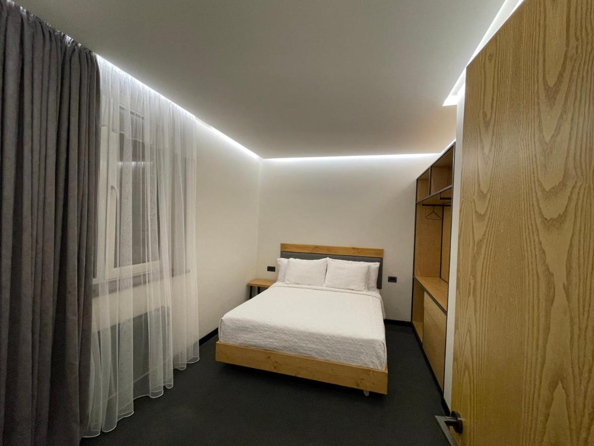 Mist Boutique Hotel Yerevan Exterior photo